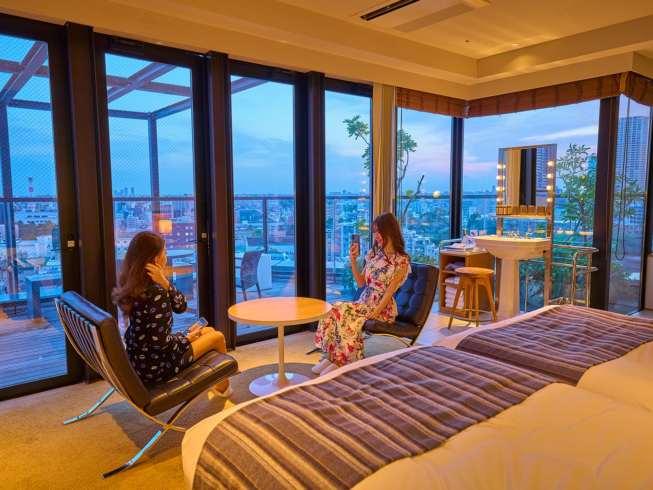 Penthouse (non-smoking) with terrace