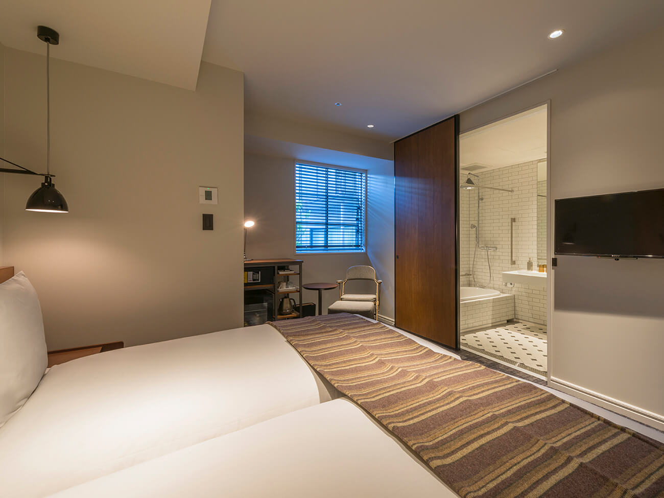 Universal Twin (Non-smoking)