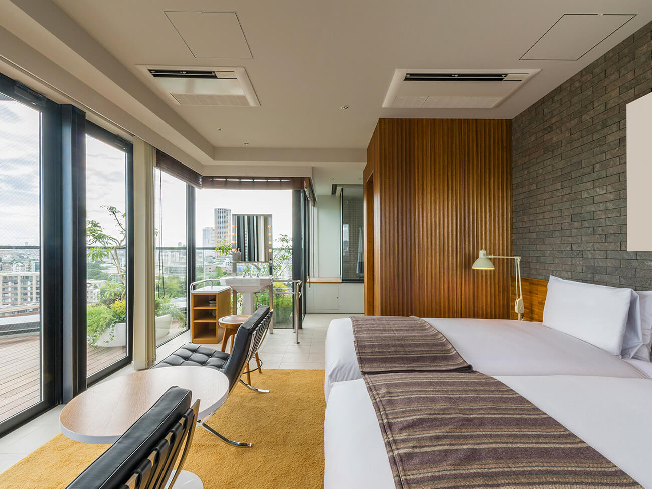 Penthouse (non-smoking) with terrace