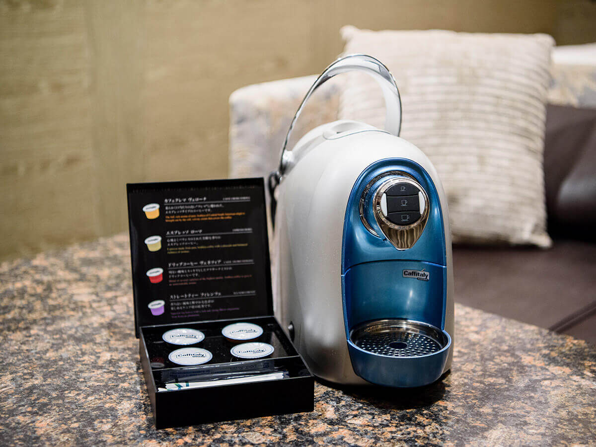 Deluxe Twin / Premier Double / Coffee Maker