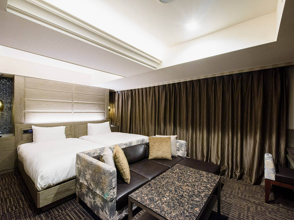 Deluxe Twin (Smoking/Non-smoking)