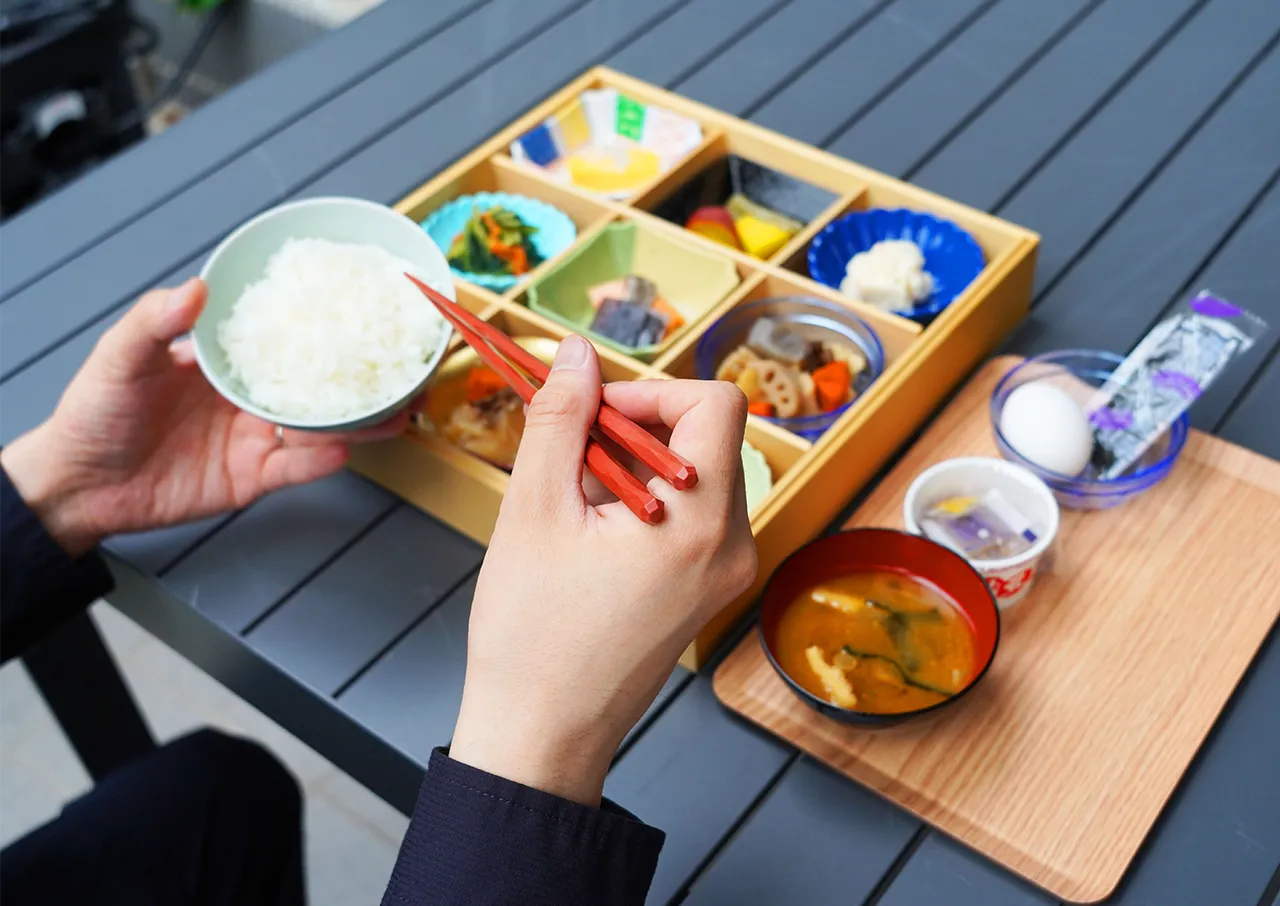 Breakfast / Japanese set meal with small side dishes