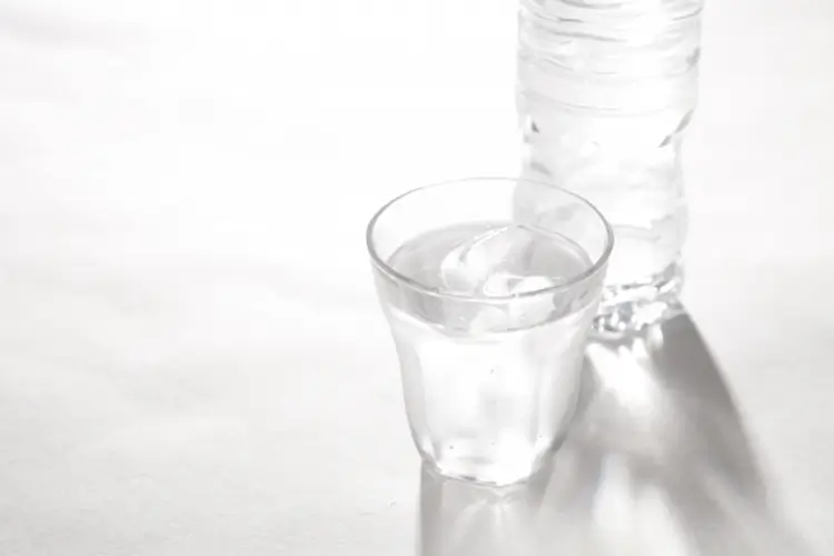 Mineral water service